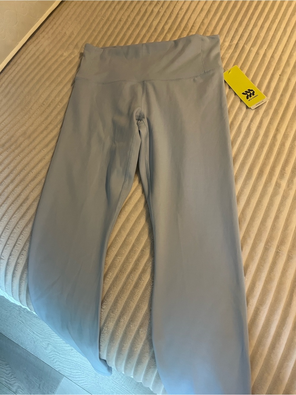 NWT all in motion Dynamic Flex Pastel Blue Women leggings size L